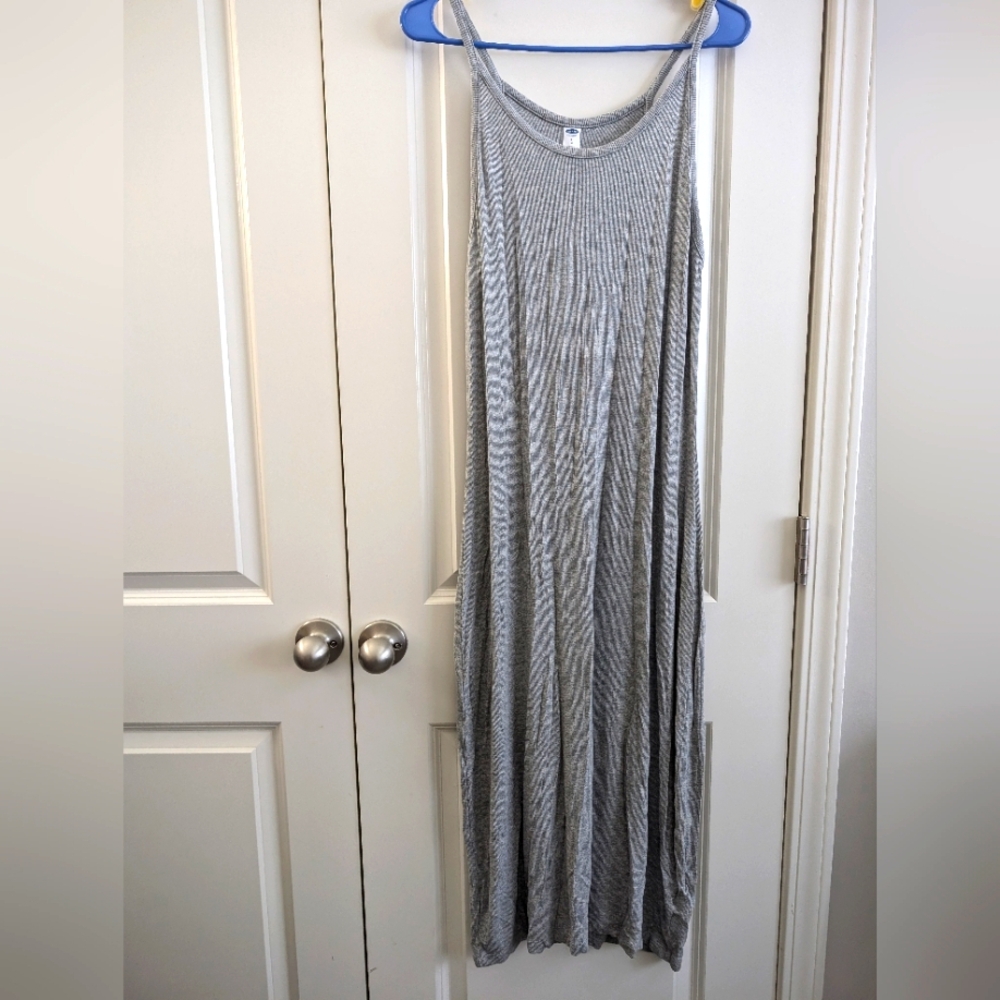 EUC- Gray Tank Dress Size Large